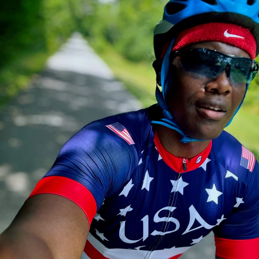 Sheldon cycling in USA jersey